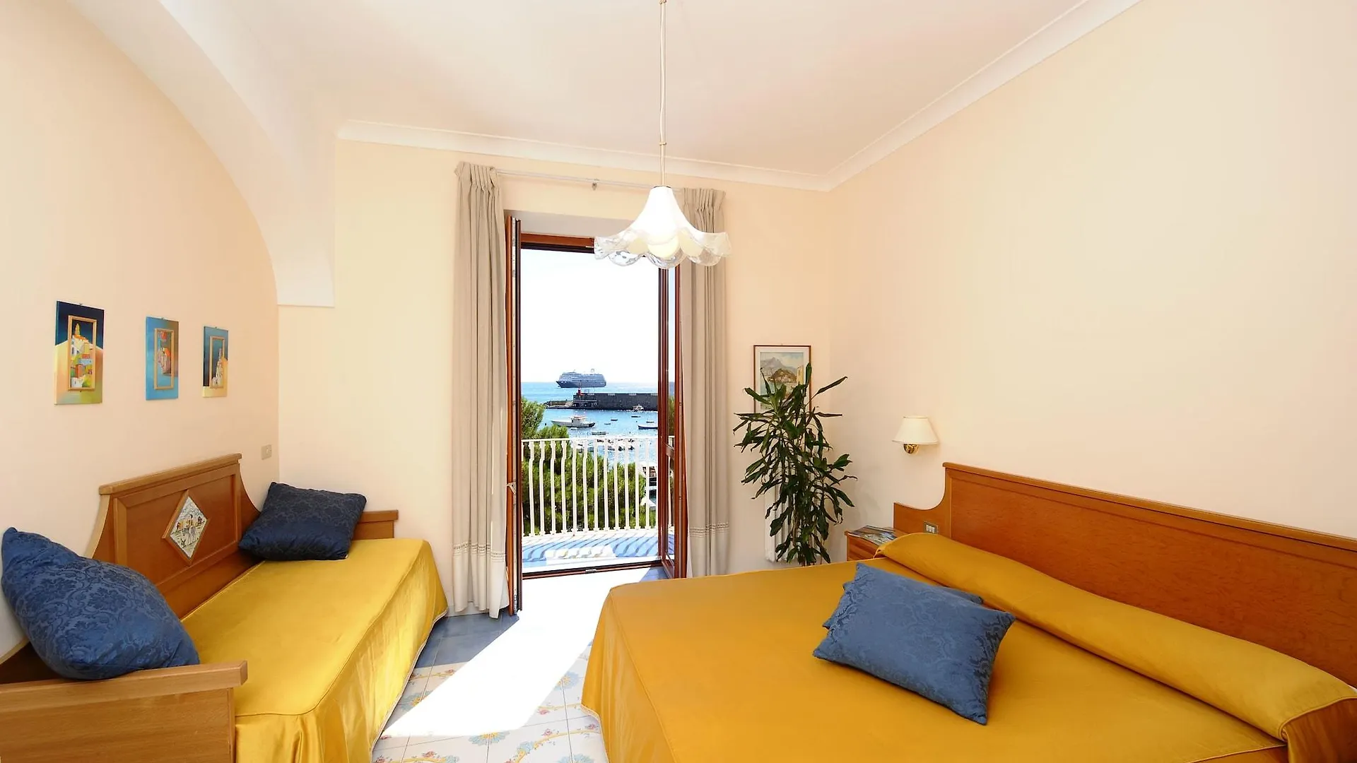 Hotel La Bussola Amalfi