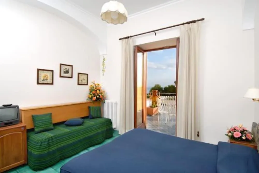 Hotel La Bussola Amalfi 4*,