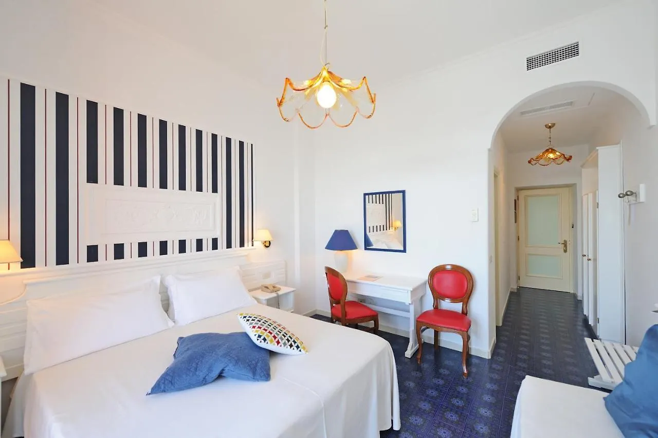 Hotel La Bussola Amalfi